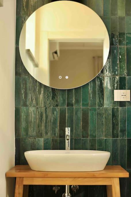 Il Noce Lake View Apartment Лецено Екстериор снимка